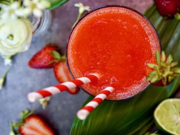 Fryst jordgubbsdaiquiri