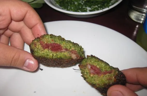 Hemgjorda fyllda falafel - فلافل محشيه