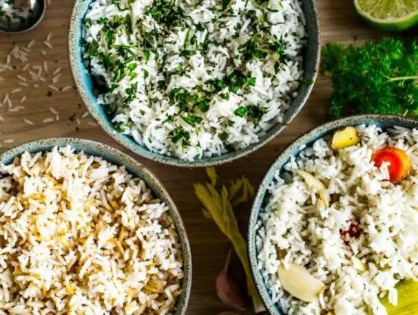 3 enkla risvarianter – rostat, örter & lime, aromatiskt
