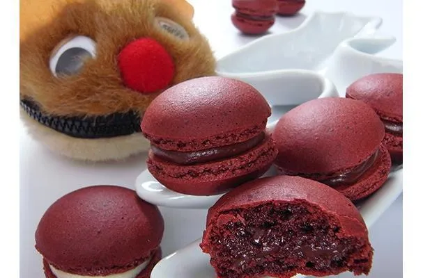 Macarudolph (röda sammetsmacarons)