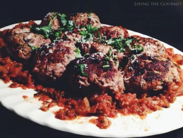 Basilika- och vitlöksköttbullar